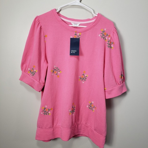 crown & ivy Tops - NWT Crown & Ivy Pink Floral Embroidered  Short Sleeve Knit Top Sz XL